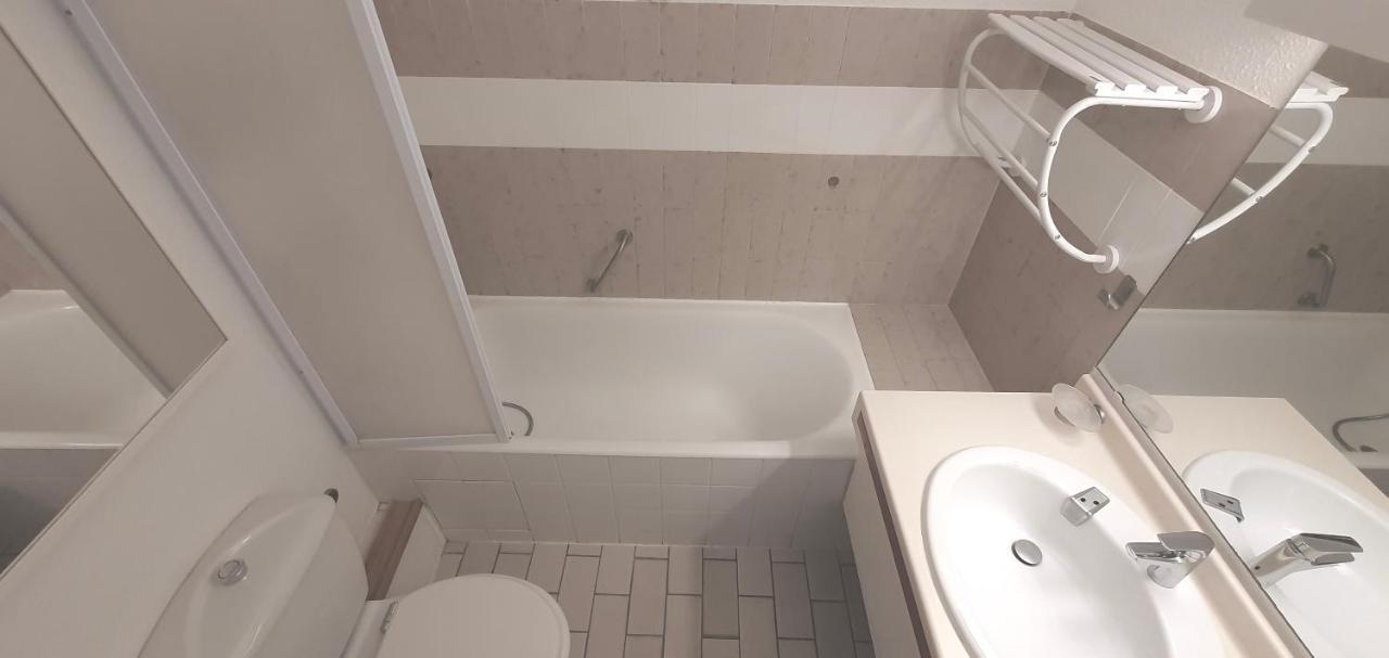 Ferienwohnung L'Etoile Sous Les Pins - La Loge Hyères Exterior foto